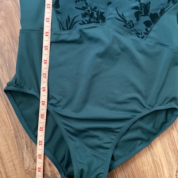 bloch cap sleeved leotard - Picture 5 of 7